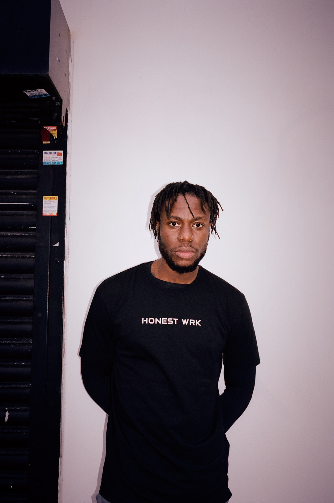 HONEST BLACK T-SHIRT